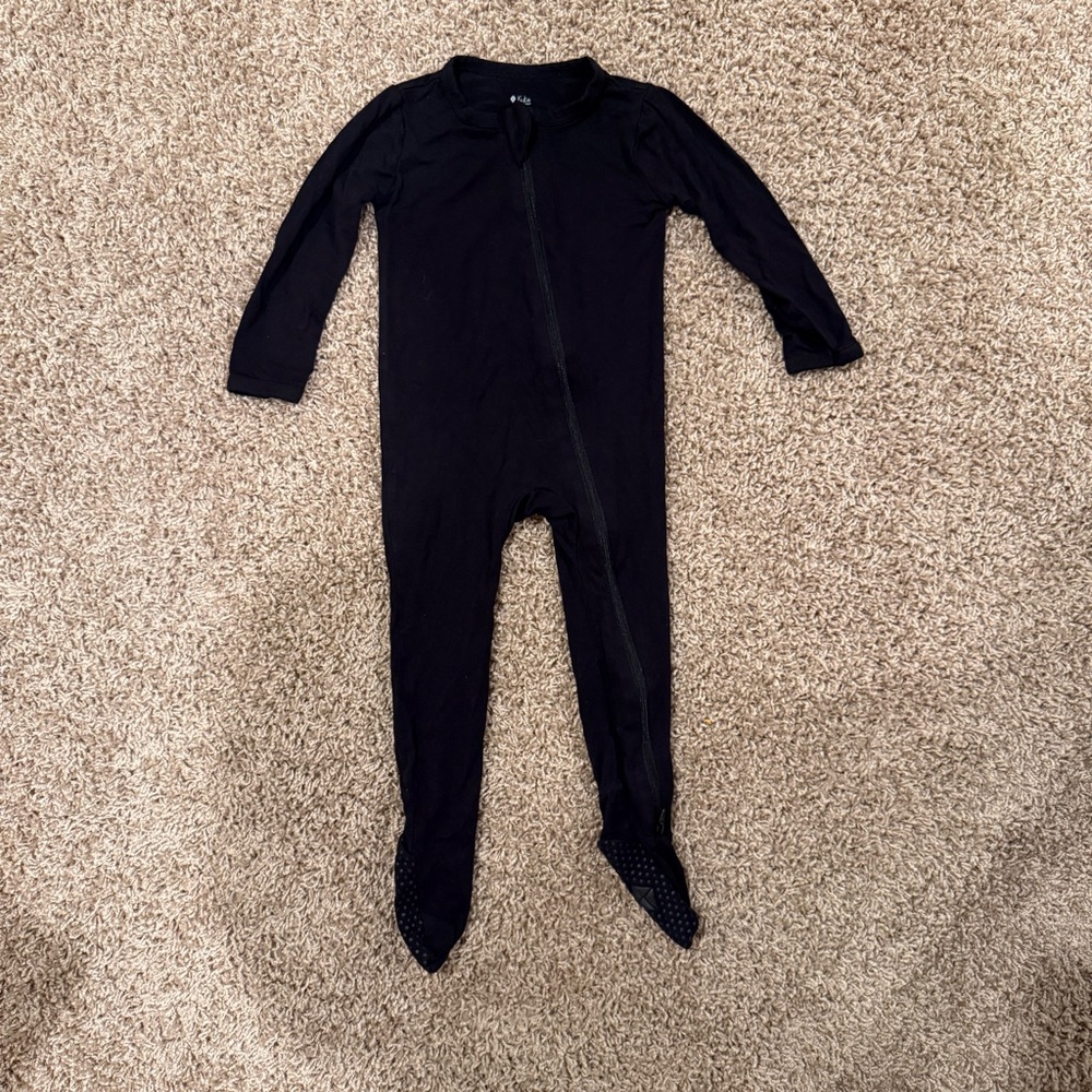 Kyle Baby Black Bamboo Zippered Footie Pajamas
